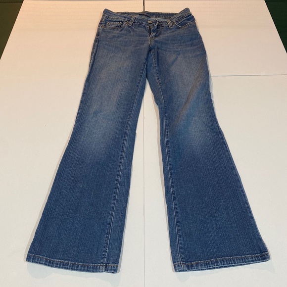 Levi’s Mid Rise Boot Size small - Picture 1 of 3